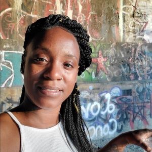 Meet your Posher, Ayesha